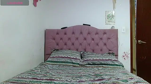 Snapshot of katty_hottest chatting on November 2025 02:51:01 PM katty hottest online show from November 2025 02:51:01 PM