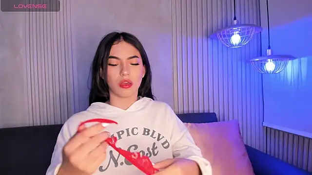 PiperMason online show from November 2025 02:43:02 PM