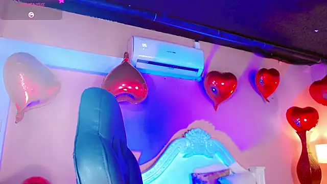 Snapshot of AnnaRouseQueen chatting on February 2026 08:04:01 PM AnnaRouseQueen online show from February 2026 08:04:01 PM