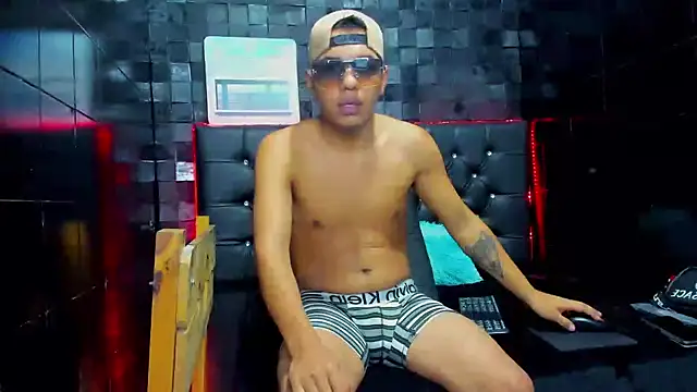 antonycres online show from November 2025 12:33:01 PM