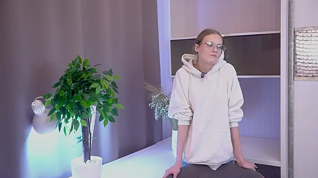 LilianGlenna online show from November 2025 03:38:02 AM