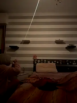 Snapshot of Dildapassivella chatting on November 2025 07:24:02 PM Dildapassivella online show from November 2025 07:24:02 PM