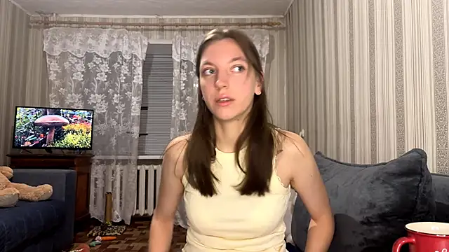 CarliBatas online show from November 2025 04:31:02 PM