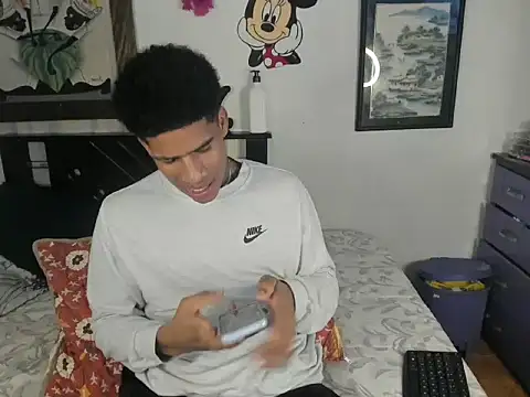 JUANBIGCOCK21CM online show from November 2025 11:17:01 PM