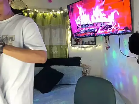 JUANBIGCOCK21CM online show from June 2026 11:59:01 PM