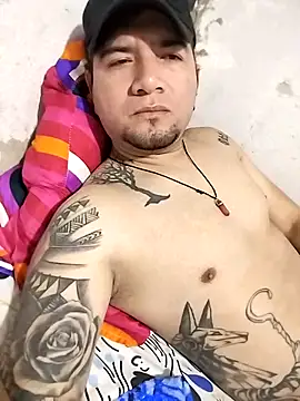 JHONNYACA28 online show from November 2025 02:45:02 PM