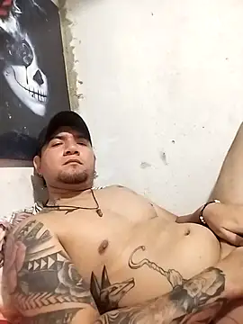 JHONNYACA28 online show from November 2025 04:50:02 AM