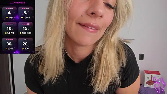 CamilaBliss online show from December 2025 05:53:01 PM