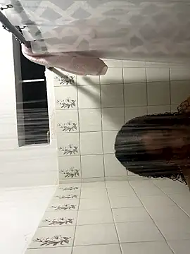 Nicolitalalinda online show from January 2026 04:25:01 AM