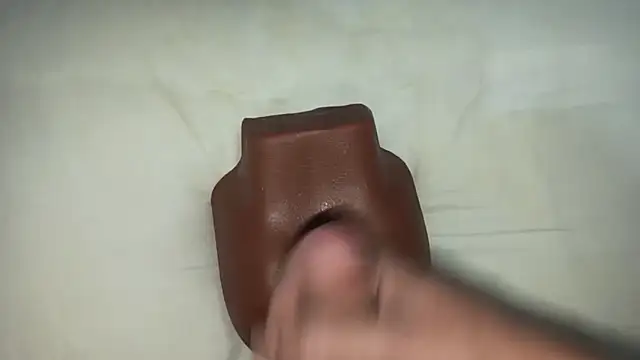 Spanish Milk online show from November 2025 06:46:02 PM