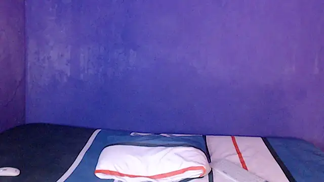 Patris204 online show from November 2025 01:44:02 PM