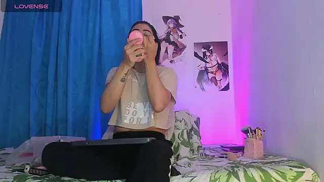 annahotdoll online show from July 2026 11:07:02 PM