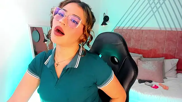 Snapshot of Dakhota_Rouge chatting on January 2026 05:10:02 AM Dakhota Rouge online show from January 2026 05:10:02 AM