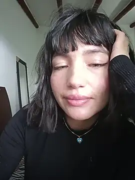 Luna juicy online show from December 2025 07:55:01 PM