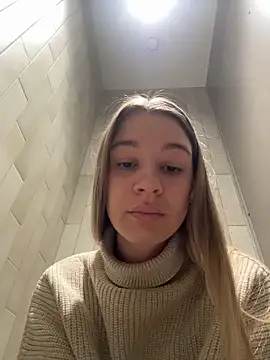 Snapshot of SashaCatt chatting on February 2026 07:46:01 AM SashaCatt online show from February 2026 07:46:01 AM