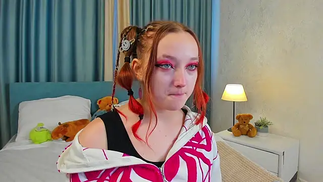 LauraKelley online show from November 2025 08:02:02 AM