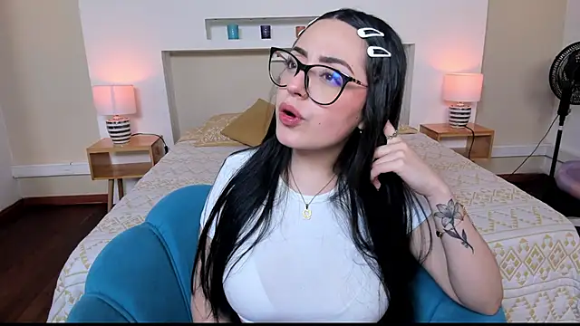 AbbyBraley online show from November 2025 03:38:02 PM