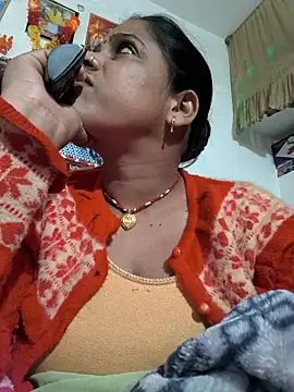 Hot suini online show from January 2026 06:55:02 PM