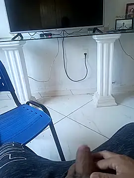 Lupercinio online show from November 2025 06:35:01 PM