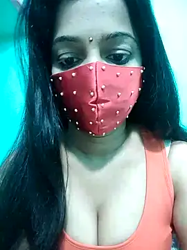 Honeya96 online show from December 2025 03:29:01 PM