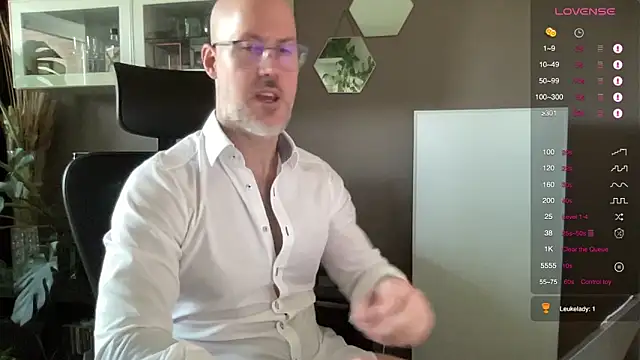 the new fit rubinho online show from April 2026 07:22:01 AM