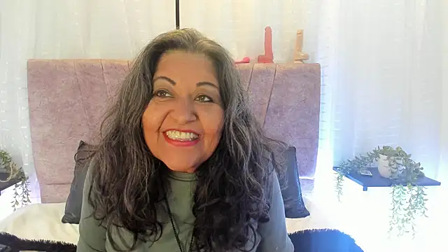 Victoriaa Anderson online show from April 2026 01:31:01 PM