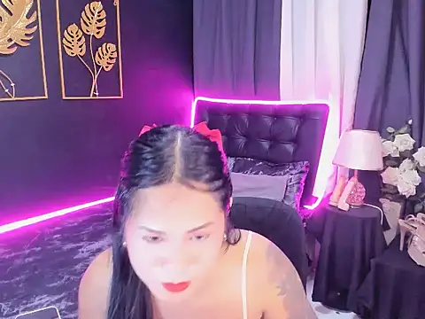 Wildxbriana online show from November 2025 04:17:01 PM