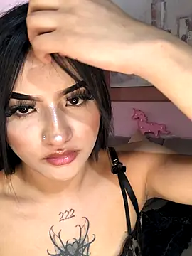 Snapshot of CleoNoir_Pink chatting on November 2025 05:24:01 PM CleoNoir Pink online show from November 2025 05:24:01 PM