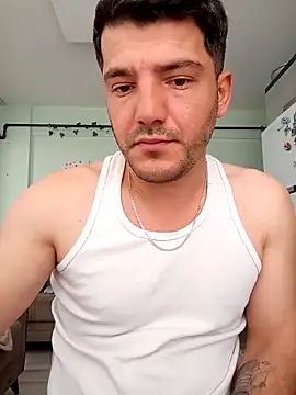 Cekiyorum  Gulumse online show from November 2025 10:21:01 AM