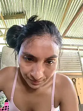 Uvit online show from November 2025 07:02:02 PM