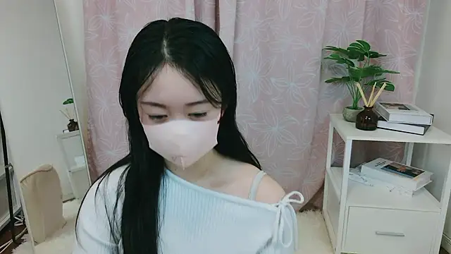 Yuina ch  online show from November 2025 01:44:02 PM