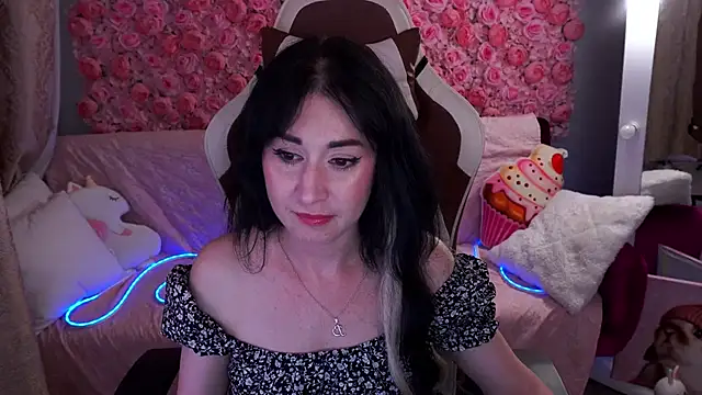 CarolinaaFoxyyy online show from May 2026 06:47:01 PM