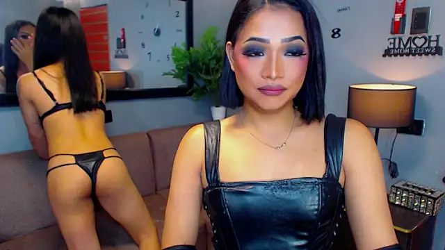 SavageSisters online show from November 2025 10:04:02 AM