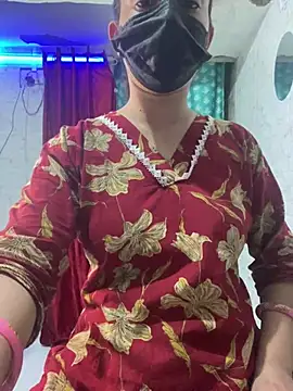 Snapshot of Red_Queen_11 chatting on January 2026 06:34:02 PM Red Queen 11 online show from January 2026 06:34:02 PM