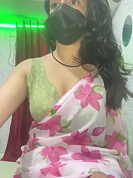 Snapshot of Red_Queen_11 chatting on February 2026 06:48:01 PM Red Queen 11 online show from February 2026 06:48:01 PM