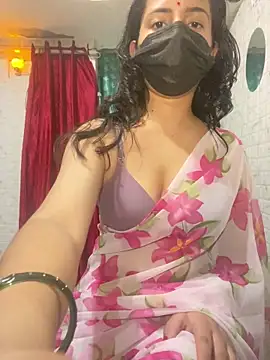 Snapshot of Red_Queen_11 chatting on February 2026 07:01:02 PM Red Queen 11 online show from February 2026 07:01:02 PM