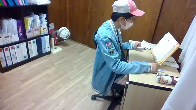 mostlerman online show from November 2025 10:34:02 AM