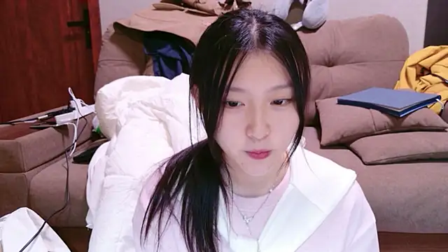 ZhaoZhaoDaWang online show from November 2025 12:59:02 PM