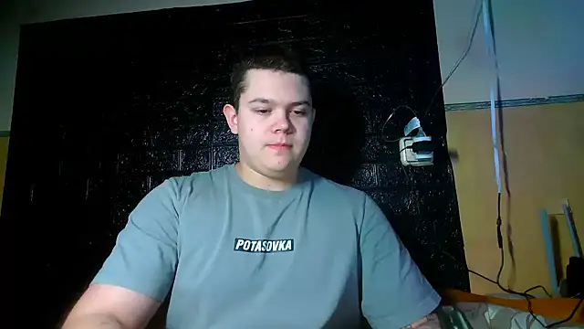 CuteButNaughty  online show from February 2026 07:18:01 PM