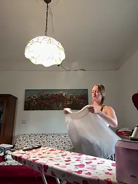 NaughtyAmore online show from November 2025 02:49:02 PM