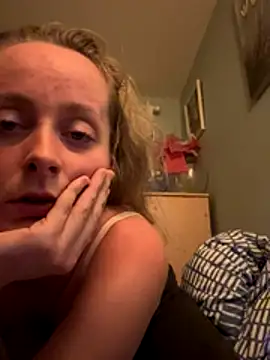 NaughtyAmore online show from December 2025 09:31:02 PM