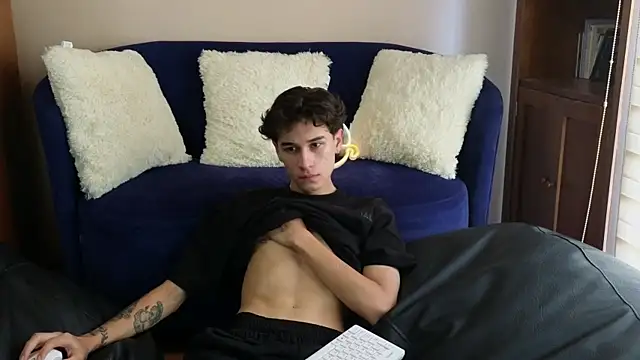 Derekswan online show from November 2025 01:39:02 PM