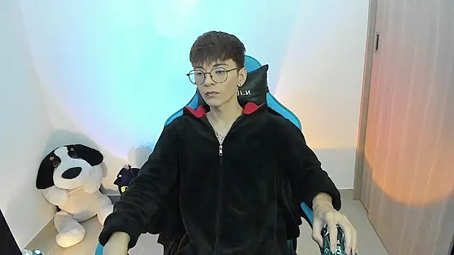 RYO BLEU  online show from November 2025 11:58:01 AM