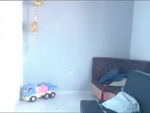 Snapshot of Sra_Angelina chatting on December 2025 01:28:02 PM Sra Angelina online show from December 2025 01:28:02 PM