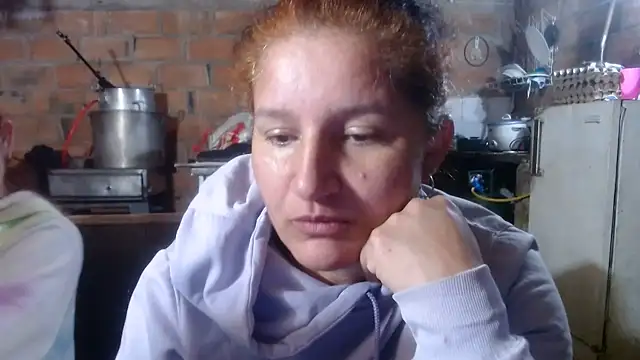 Snapshot of Sra_Angelina chatting on June 2026 04:32:02 AM Sra Angelina online show from June 2026 04:32:02 AM