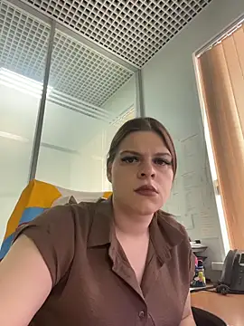 Dona Mafia online show from May 2026 11:22:01 PM