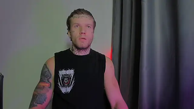 Huntall77 online show from November 2025 01:25:02 PM