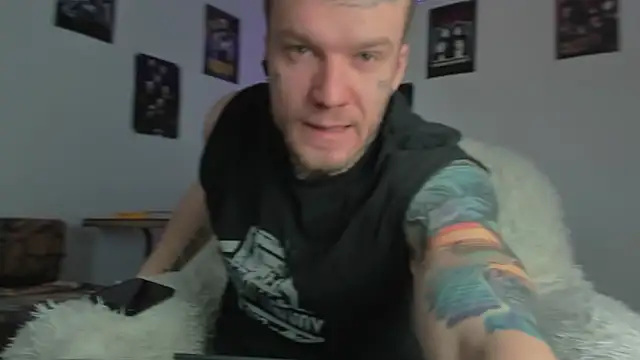 Huntall77 online show from March 2026 05:11:02 AM