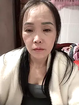 Feeling-hot online show from November 2025 08:24:01 AM