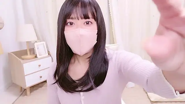 KAZUNAxo online show from November 2025 02:10:02 AM